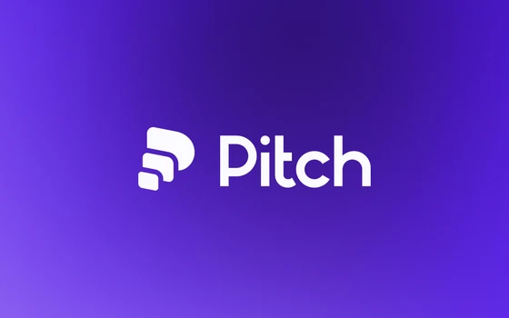 Pitch：免费版不限演示数量，AI 起稿、实时共编、访客数据可追踪